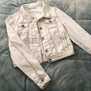 Maurice’s white jean jacket size small